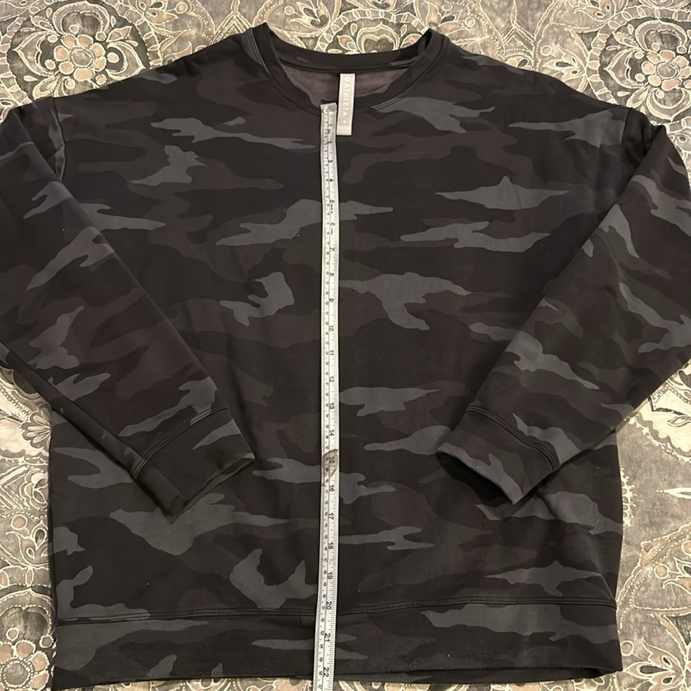 Athleta Studio to Street Printed Sweatshirt Camo